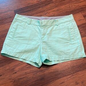 Stylus size 6 seafoam green shorts.